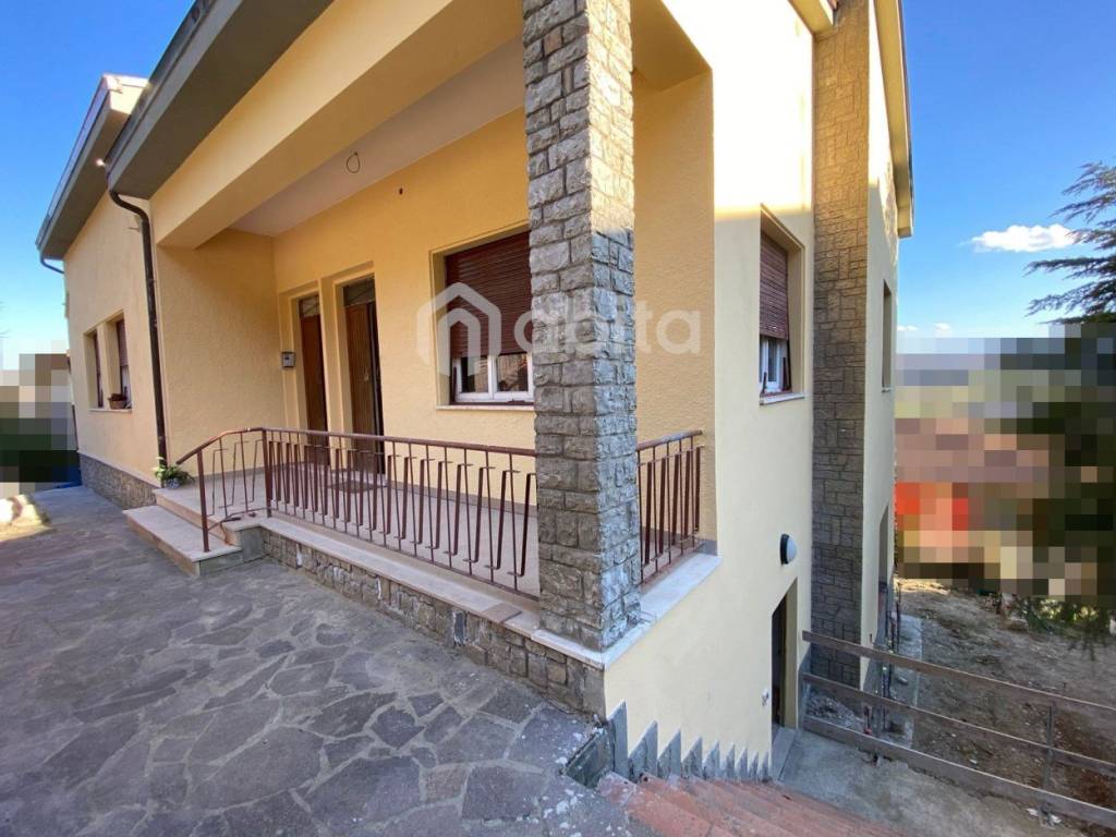 casa indipendente in vendita a Laterina Pergine Valdarno in zona Laterina