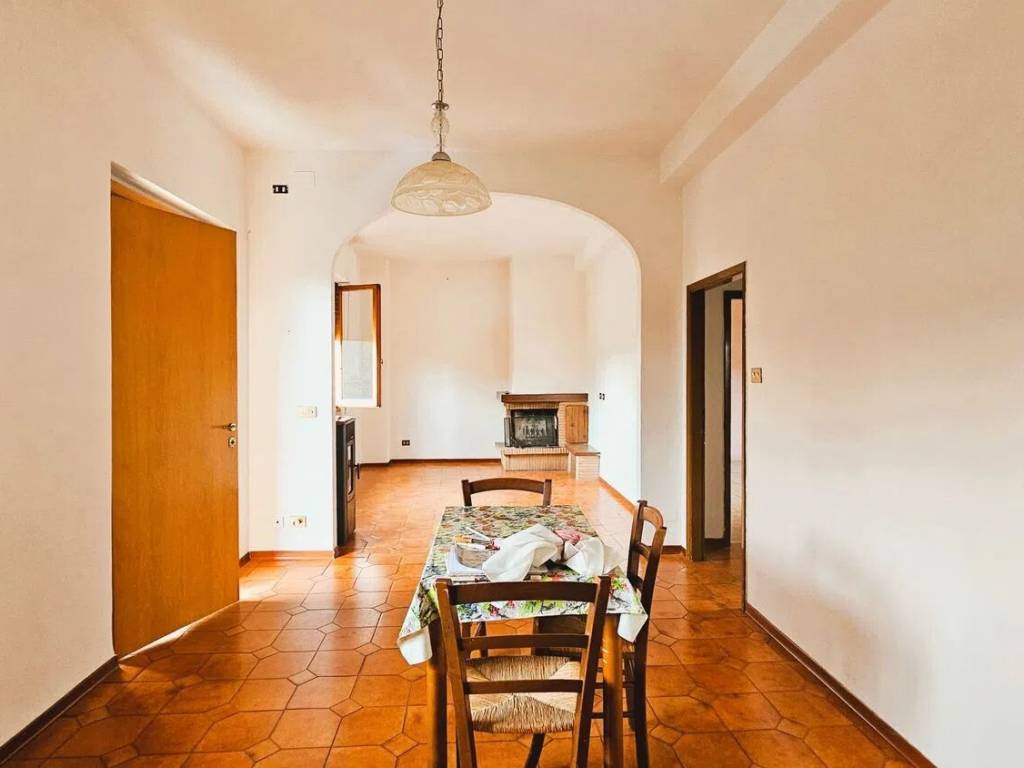 casa indipendente in vendita a Laterina Pergine Valdarno in zona Laterina