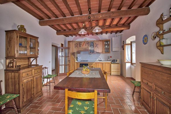 appartamento in vendita a Laterina Pergine Valdarno in zona Laterina