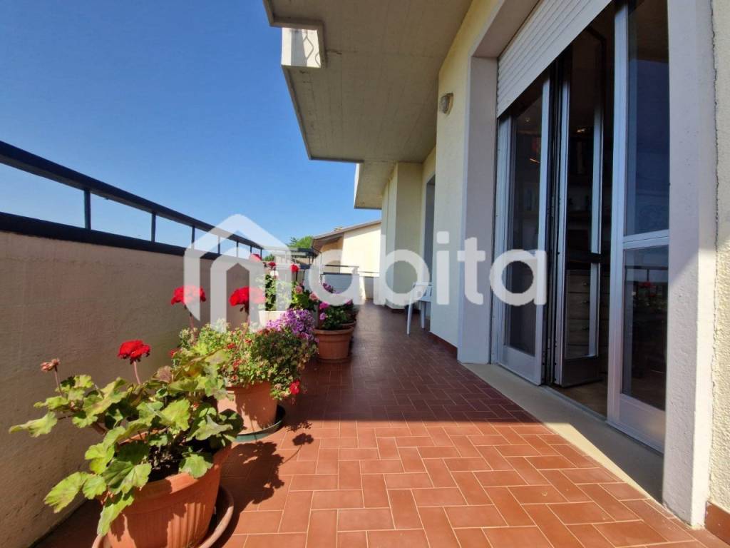 appartamento in vendita a Laterina Pergine Valdarno in zona Laterina