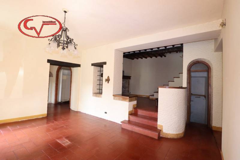 casa indipendente a Laterina Pergine Valdarno in zona Pieve a Presciano