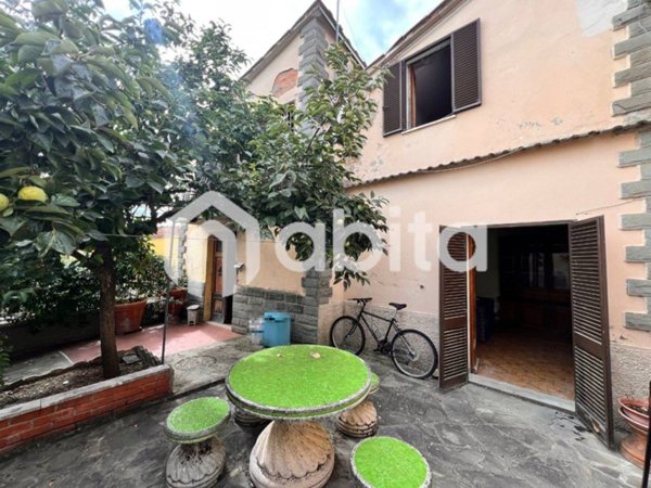 casa indipendente in vendita a Laterina Pergine Valdarno in zona Laterina