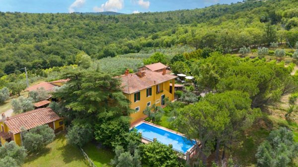 casa indipendente in vendita a Laterina Pergine Valdarno in zona Ponticino