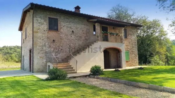 casale in vendita a Laterina Pergine Valdarno in zona Laterina