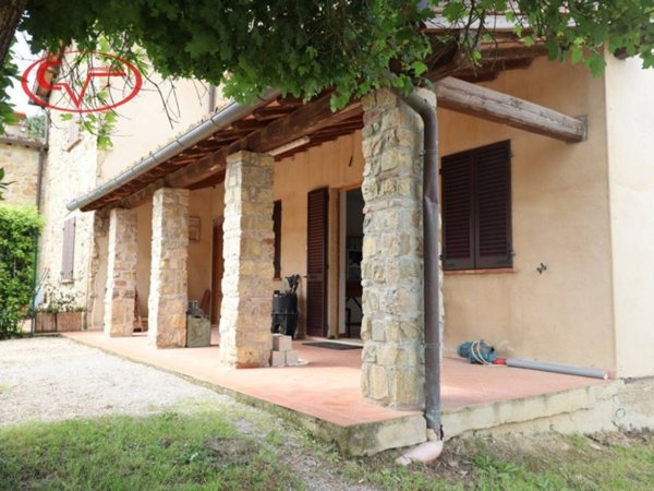 casa indipendente a Laterina Pergine Valdarno in zona Pergine Valdarno