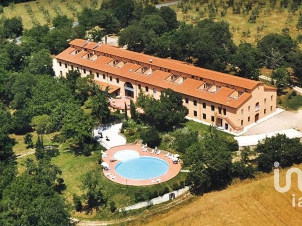 negozio in vendita a Laterina Pergine Valdarno in zona Poggio Bagnoli