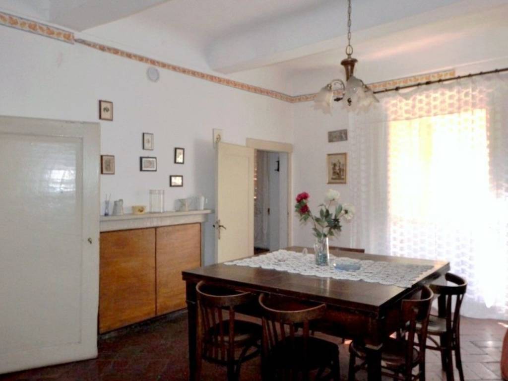 casa indipendente in vendita a Laterina Pergine Valdarno in zona Laterina