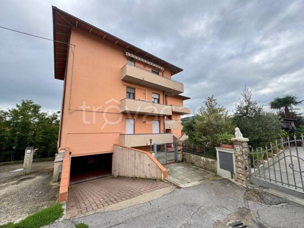 appartamento in vendita a Laterina Pergine Valdarno in zona Ponticino