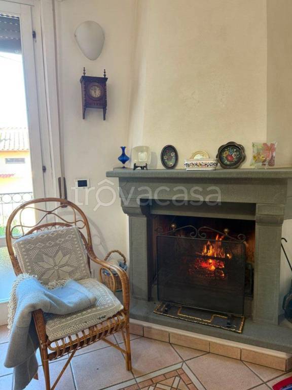 casa indipendente a Laterina Pergine Valdarno in zona Pergine Valdarno