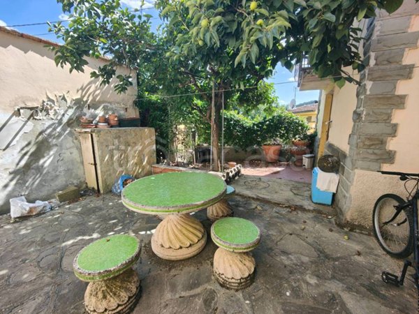 casa indipendente in vendita a Laterina Pergine Valdarno in zona Laterina