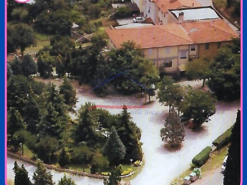 negozio in vendita a Laterina Pergine Valdarno in zona Poggio Bagnoli