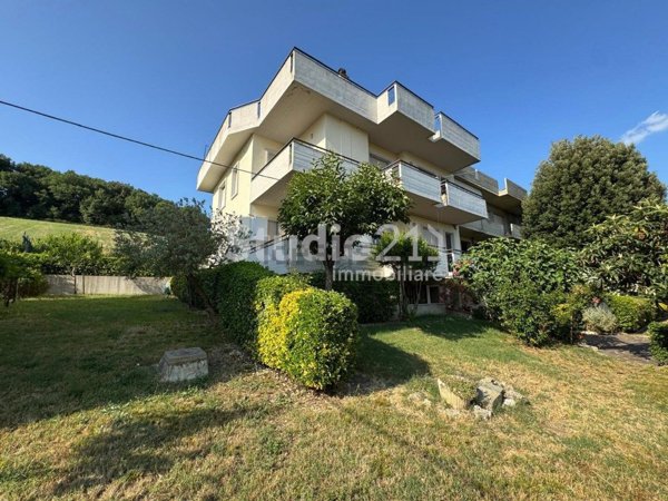 appartamento in vendita a Laterina Pergine Valdarno in zona Laterina