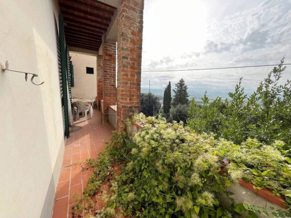 appartamento in vendita a Laterina Pergine Valdarno in zona Laterina