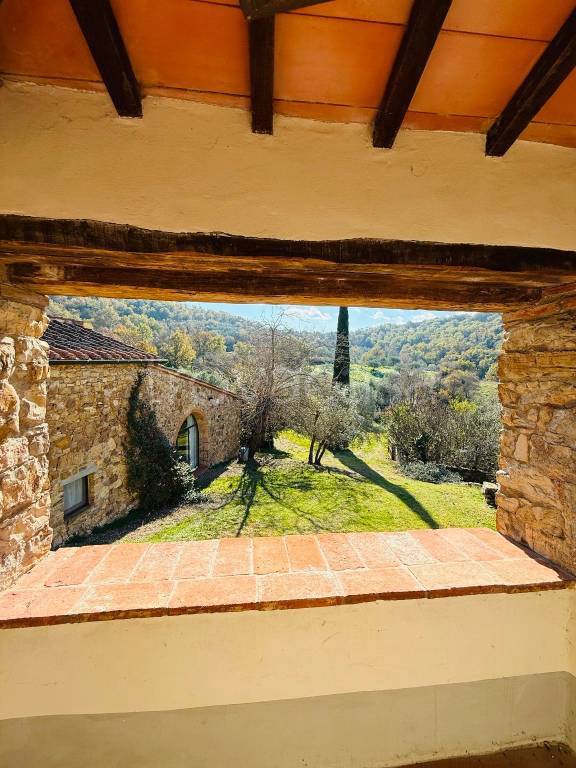casa indipendente a Laterina Pergine Valdarno in zona Pergine Valdarno
