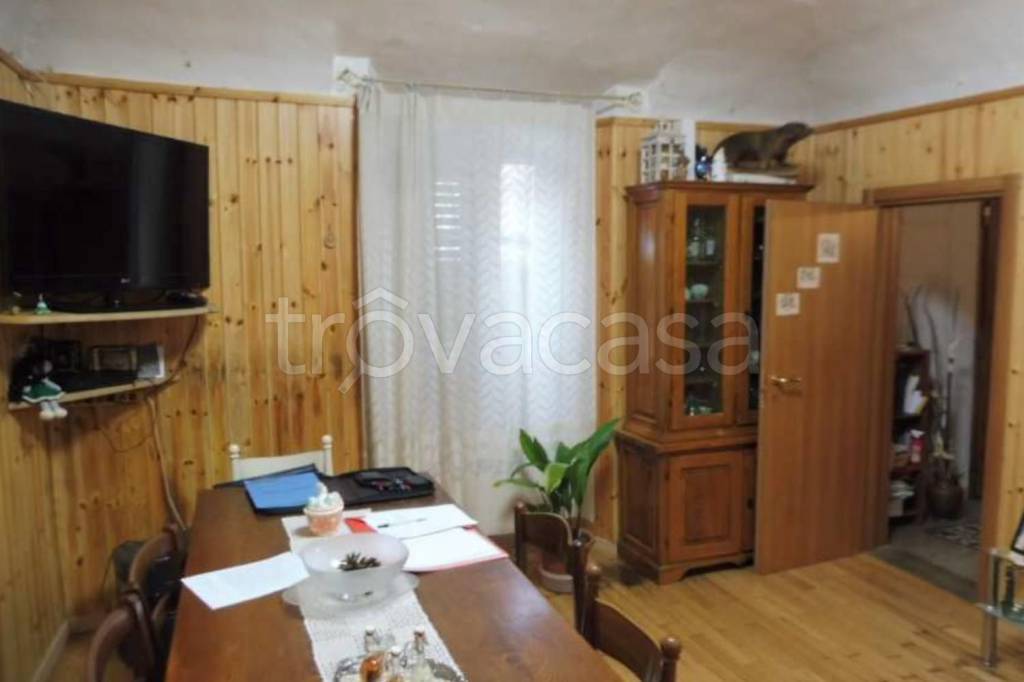 appartamento in vendita a Laterina Pergine Valdarno in zona Laterina