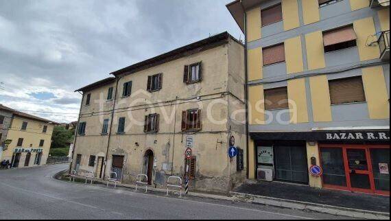 appartamento in vendita a Laterina Pergine Valdarno in zona Laterina