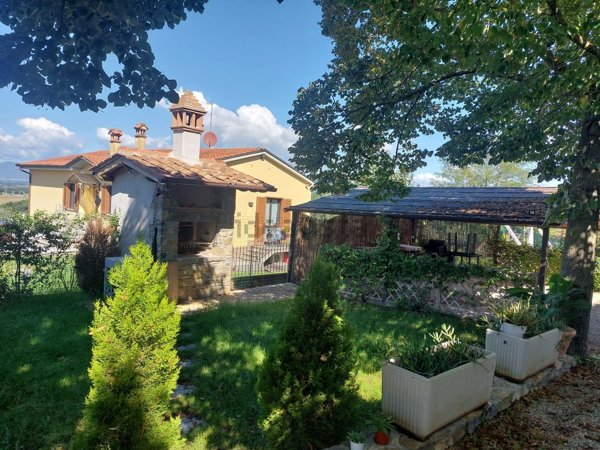 casa indipendente in vendita a Laterina Pergine Valdarno