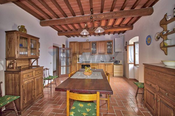 appartamento in vendita a Laterina Pergine Valdarno in zona Laterina