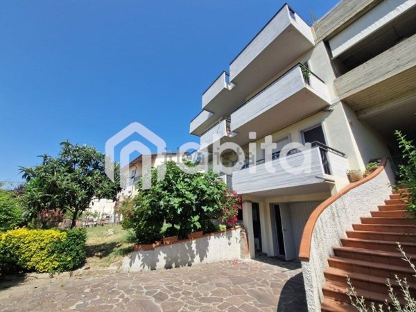 casa indipendente in vendita a Laterina Pergine Valdarno in zona Laterina