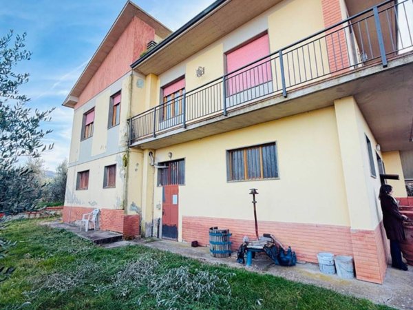 casa indipendente in vendita a Laterina Pergine Valdarno