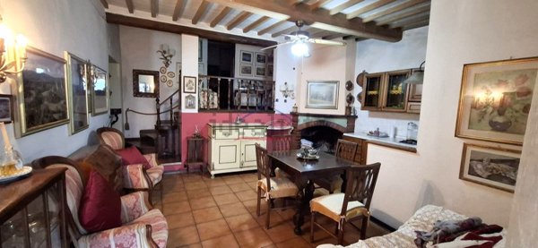 appartamento in vendita a Laterina Pergine Valdarno in zona Laterina