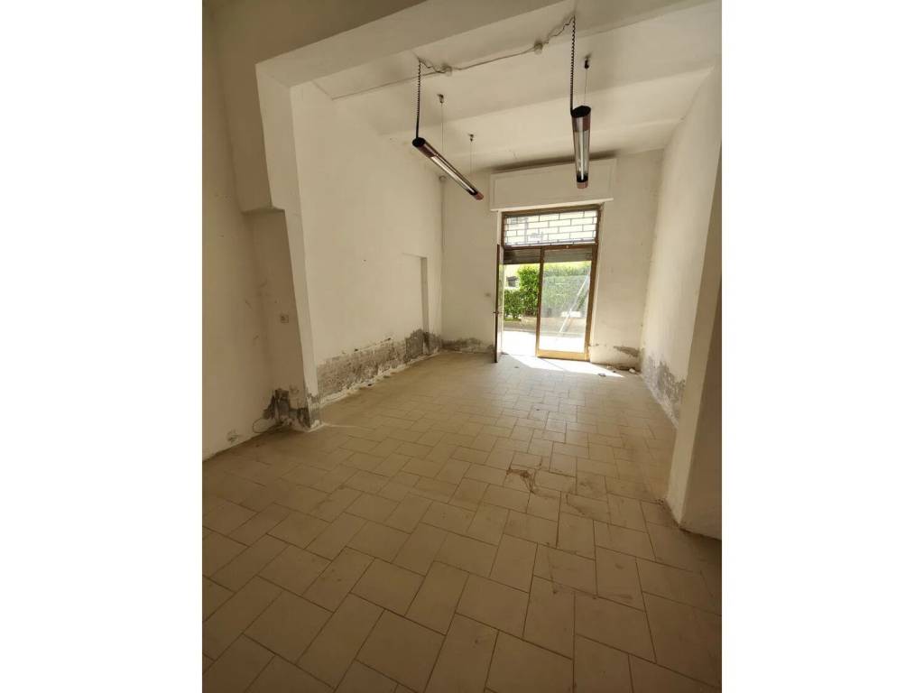 negozio in vendita a Laterina Pergine Valdarno in zona Montalto