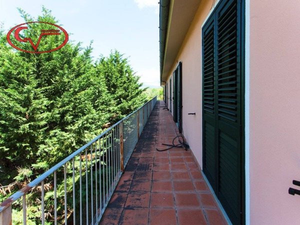 intera palazzina in vendita a Laterina Pergine Valdarno