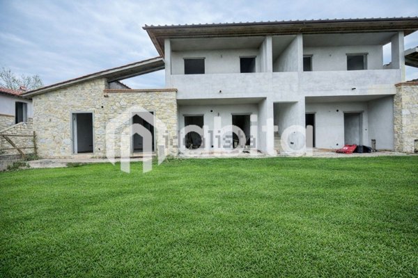 appartamento in vendita a Laterina Pergine Valdarno