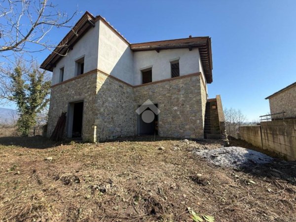 casa indipendente in vendita a Laterina Pergine Valdarno