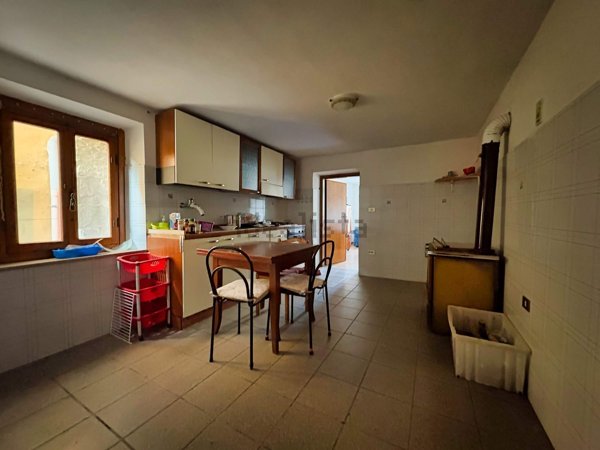 appartamento in vendita a Laterina Pergine Valdarno in zona Ponticino