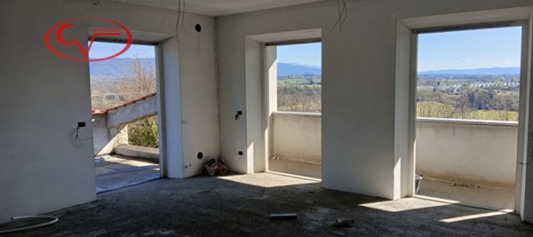 appartamento in vendita a Laterina Pergine Valdarno in zona Laterina