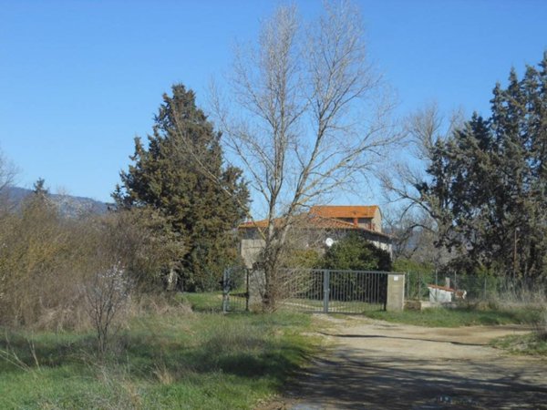 intera palazzina in vendita a Laterina Pergine Valdarno