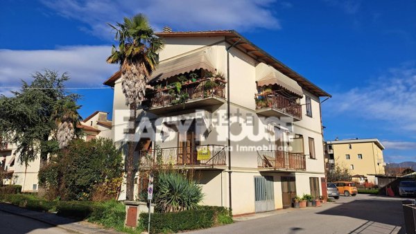 appartamento in vendita a Laterina Pergine Valdarno in zona Laterina