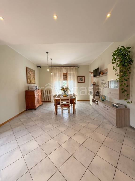 casa indipendente in vendita a Laterina Pergine Valdarno in zona Laterina