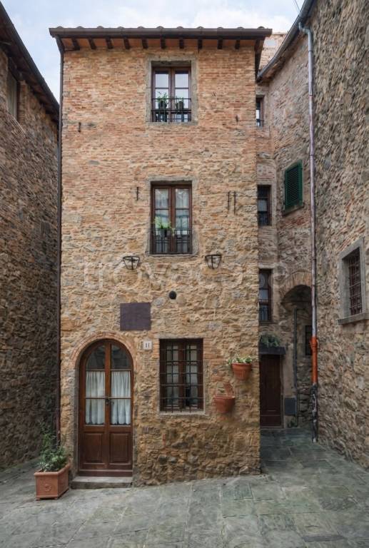 casa indipendente a Laterina Pergine Valdarno in zona Pergine Valdarno