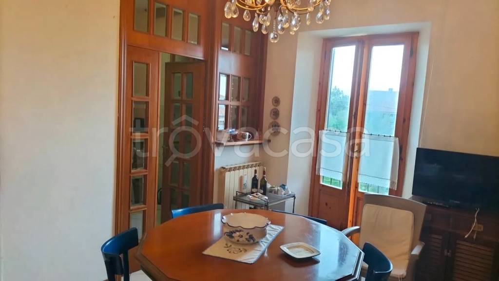 appartamento in vendita a Laterina Pergine Valdarno in zona Pergine Valdarno