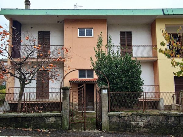 casa indipendente in vendita ad Abbadia San Salvatore