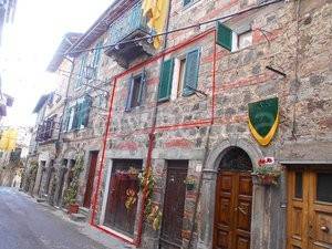 appartamento in vendita ad Abbadia San Salvatore