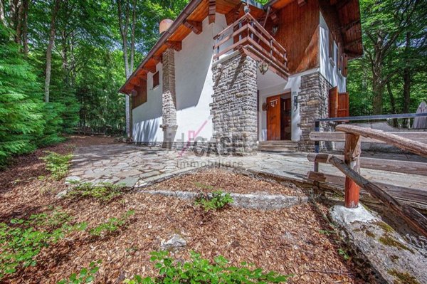 casa indipendente in vendita ad Abbadia San Salvatore