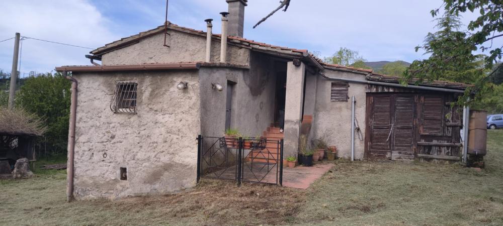 casa indipendente in vendita ad Abbadia San Salvatore
