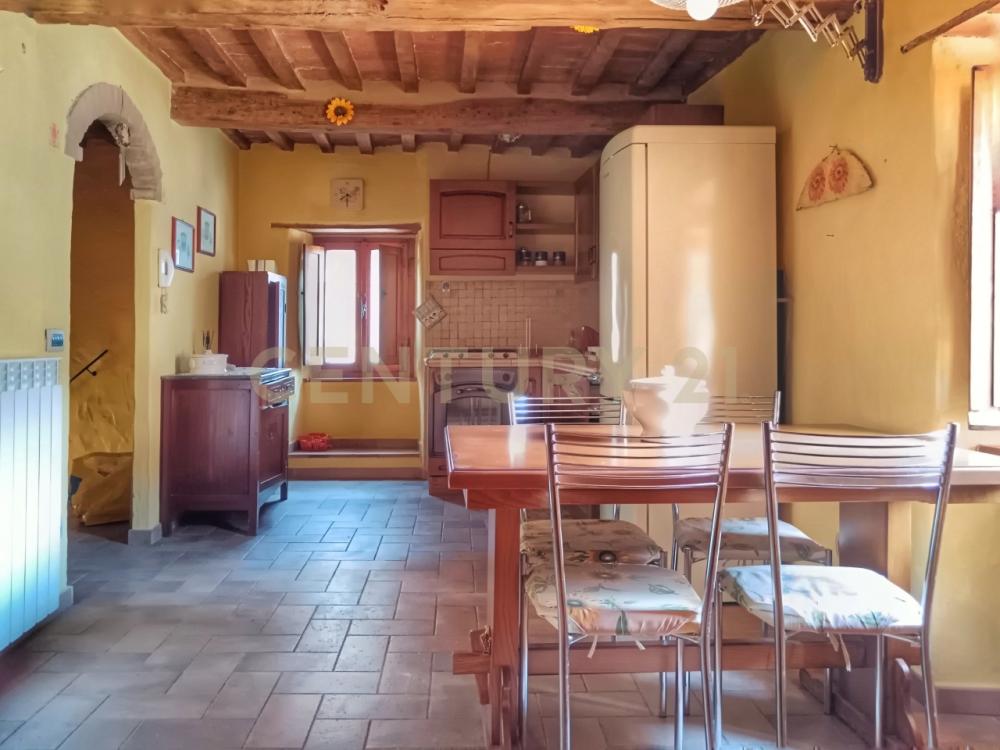 casa indipendente in vendita ad Abbadia San Salvatore