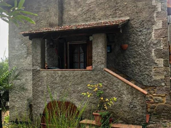 casa indipendente in vendita ad Abbadia San Salvatore