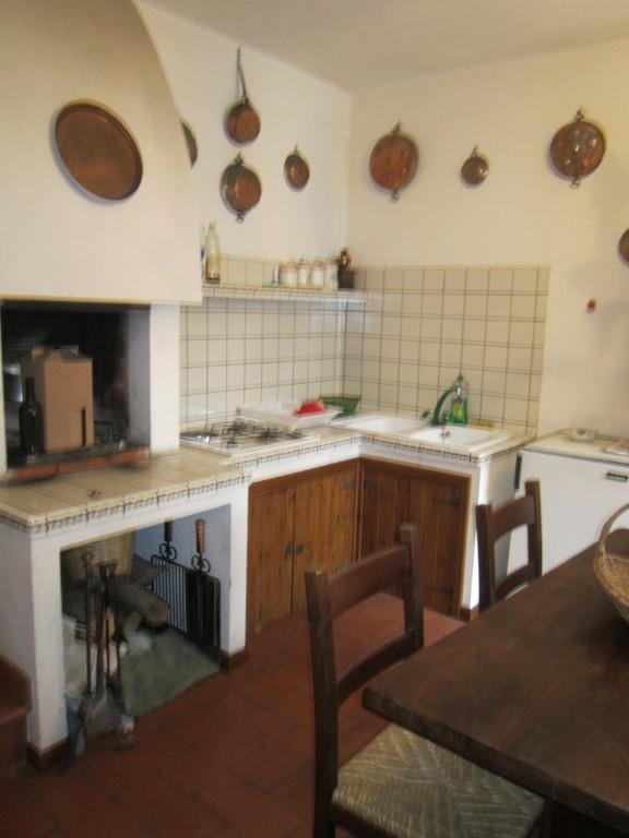 appartamento in vendita ad Abbadia San Salvatore