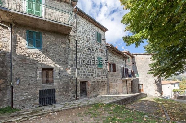 appartamento in vendita ad Abbadia San Salvatore