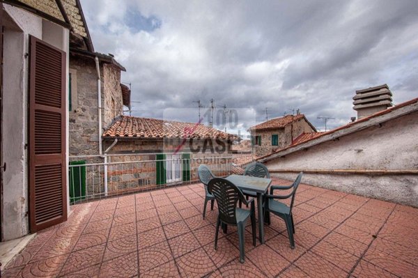 appartamento in vendita ad Abbadia San Salvatore