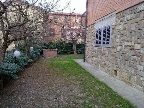 casa indipendente in vendita ad Asciano in zona Arbia