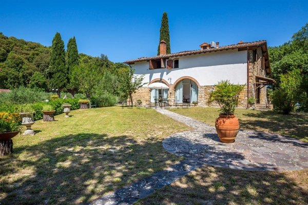 casa indipendente in vendita ad Asciano
