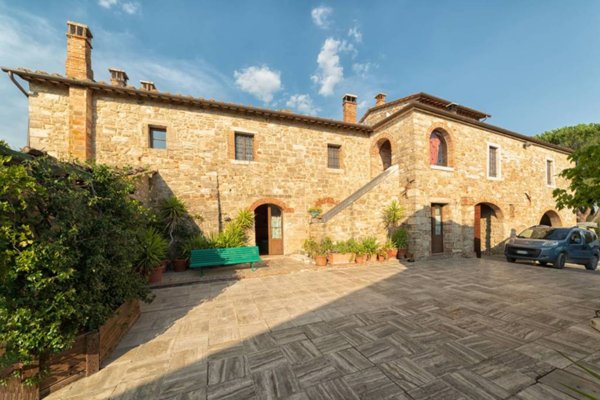 casa indipendente in vendita ad Asciano