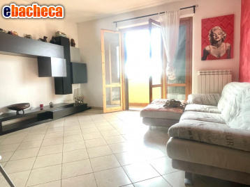 appartamento in vendita ad Asciano in zona Arbia