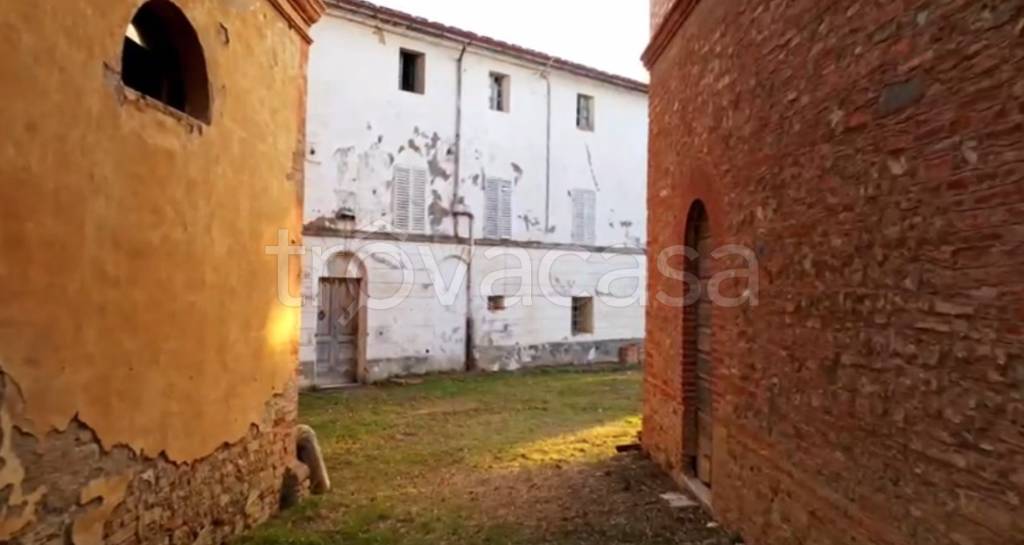 casa indipendente in vendita ad Asciano in zona Torre a Castello